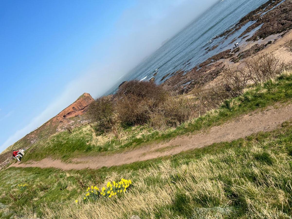 The Westmorland Hotel Eyemouth Buitenkant foto